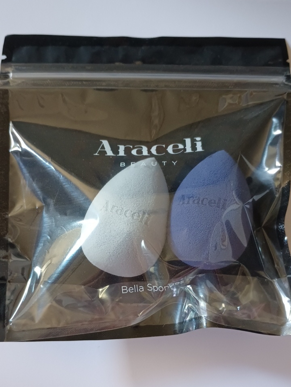 3/$15 Bella Sponges - Makeup Blenders